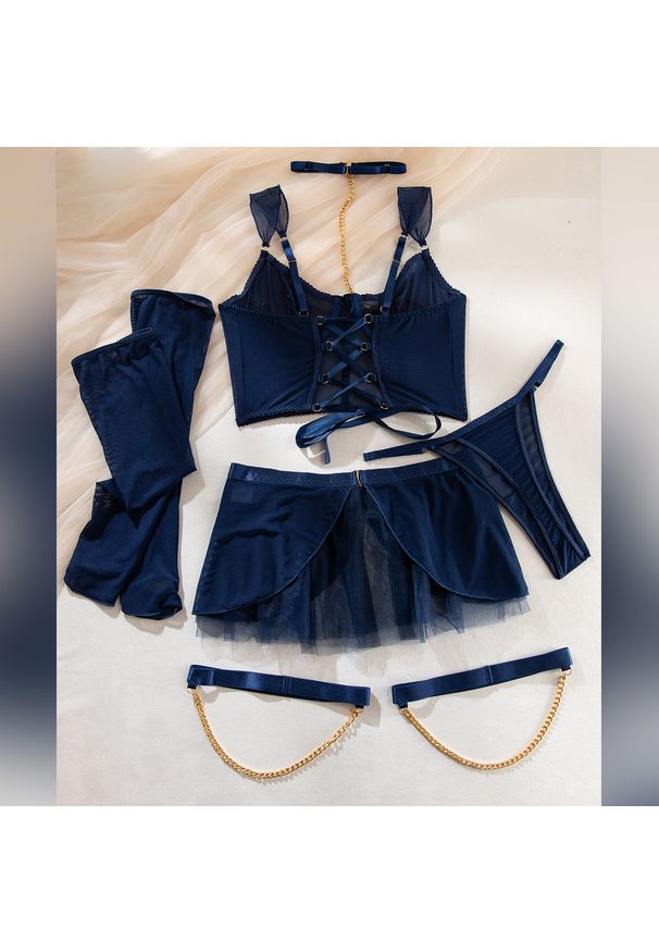 Intica - Komplet bielizny z chokerem i haftem Jeannett. Kolor: niebieski. Materiał: materiał. Wzór: haft