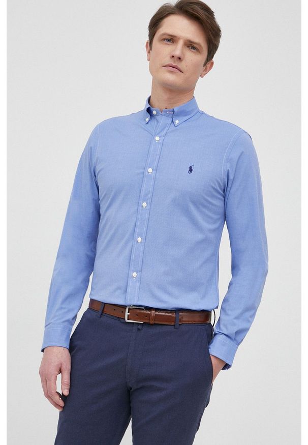 Polo Ralph Lauren koszula 710832480003 męska slim z kołnierzykiem button-down. Typ kołnierza: button down, polo. Kolor: niebieski. Materiał: tkanina. Długość rękawa: długi rękaw. Długość: długie