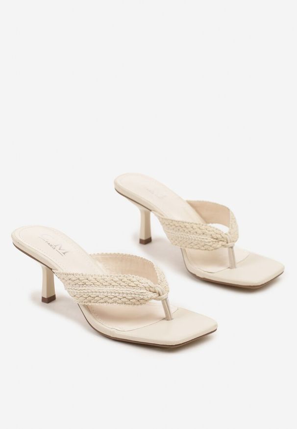 Renee - Beżowe Klapki na Obcasie Szpilce w Stylu Japonek Ravzeki. Okazja: na co dzień. Nosek buta: otwarty. Kolor: beżowy. Materiał: jeans. Obcas: na obcasie. Styl: elegancki, casual. Wysokość obcasa: średni