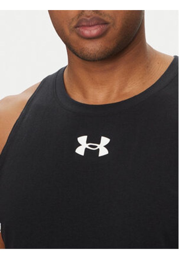 Under Armour Tank top Zone 1361901 Czarny Loose Fit. Kolor: czarny. Materiał: bawełna, syntetyk