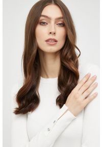 Guess sweter damski kolor biały lekki. Okazja: na co dzień. Kolor: biały. Materiał: materiał, dzianina, wiskoza. Długość rękawa: długi rękaw. Długość: długie. Styl: casual #2