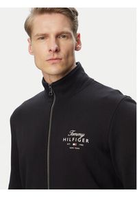 TOMMY HILFIGER - Tommy Hilfiger Bluza Script Stack MW0MW43219 Czarny Regular Fit. Kolor: czarny. Materiał: bawełna #5