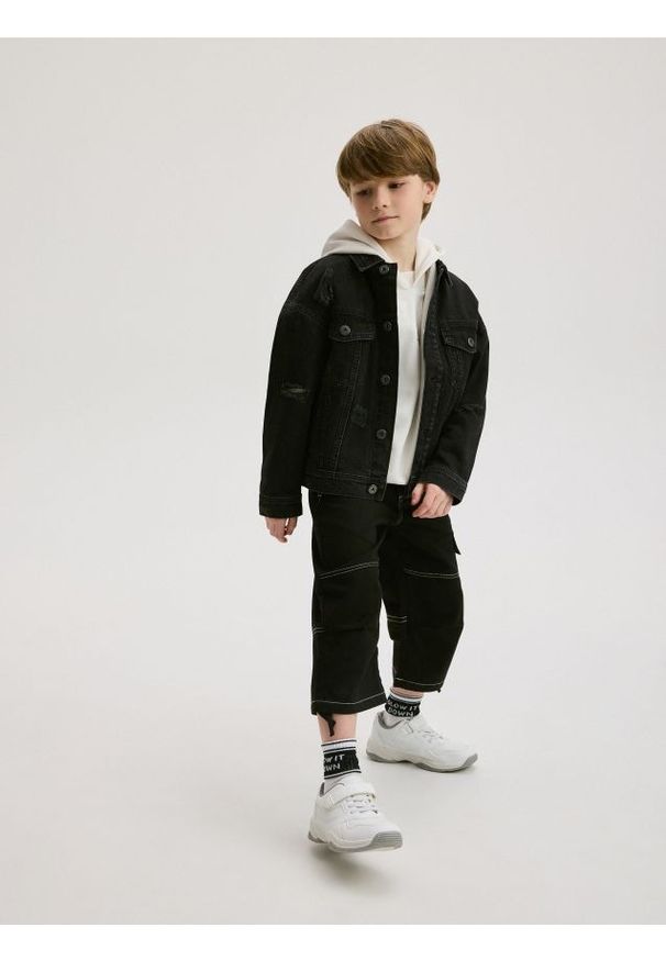 Reserved - Spodnie culotte z kontrastowymi przeszyciami - czarny. Kolor: czarny. Materiał: bawełna, tkanina. Wzór: gładki
