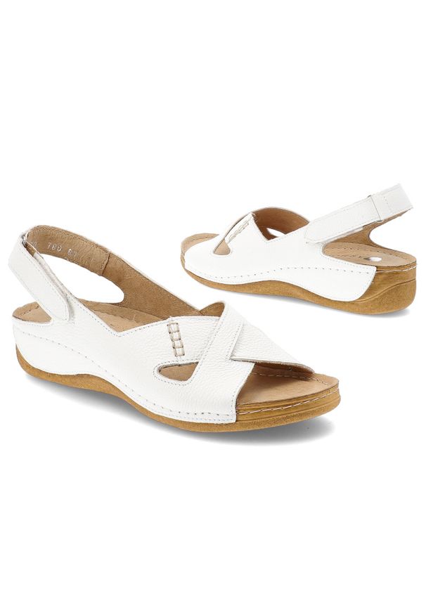 Białe Sandały Armodo Modne Obuwie Damskie. Okazja: na co dzień. Zapięcie: pasek. Kolor: biały. Materiał: skóra. Sezon: lato. Styl: casual, elegancki, klasyczny