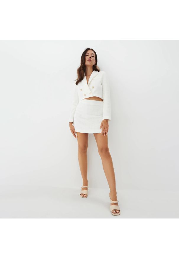 Mohito - Tweedowa spódnica mini - Biały. Kolor: biały