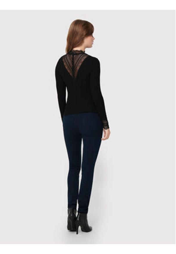 only - ONLY Bluzka Tilde 15207788 Czarny Regular Fit. Kolor: czarny. Materiał: wiskoza