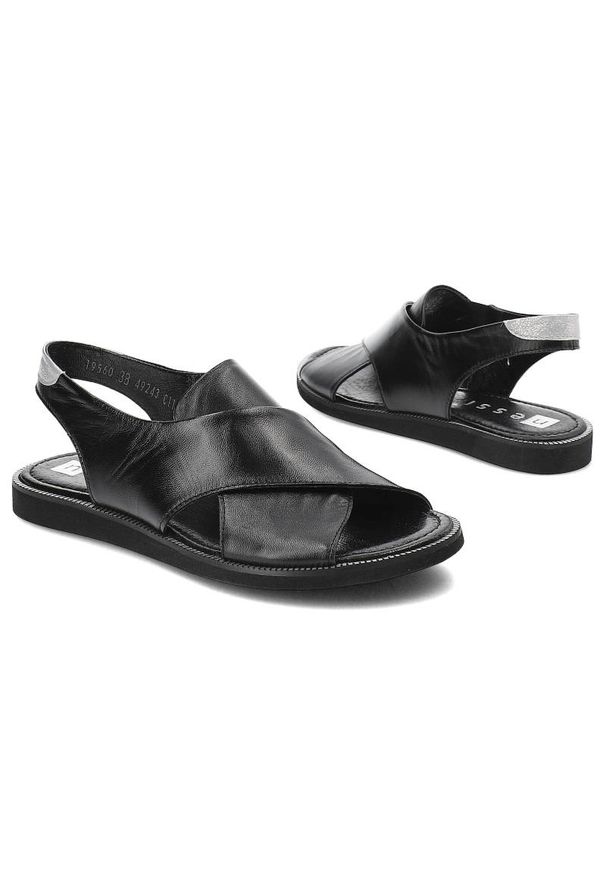 Czarne Sandały Nessi Wygodne Skórzane Buty. Okazja: na co dzień. Zapięcie: pasek. Kolor: czarny. Materiał: skóra. Sezon: lato. Styl: casual, klasyczny, elegancki