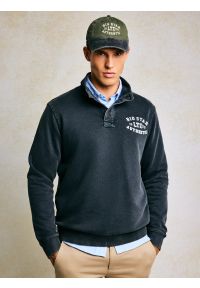 Big-Star - Bluza męska ze stójką czarna Julian 906. Typ kołnierza: kołnierzyk stójkowy. Kolor: czarny. Materiał: dzianina, jeans. Wzór: aplikacja, ze splotem. Styl: elegancki, sportowy #6