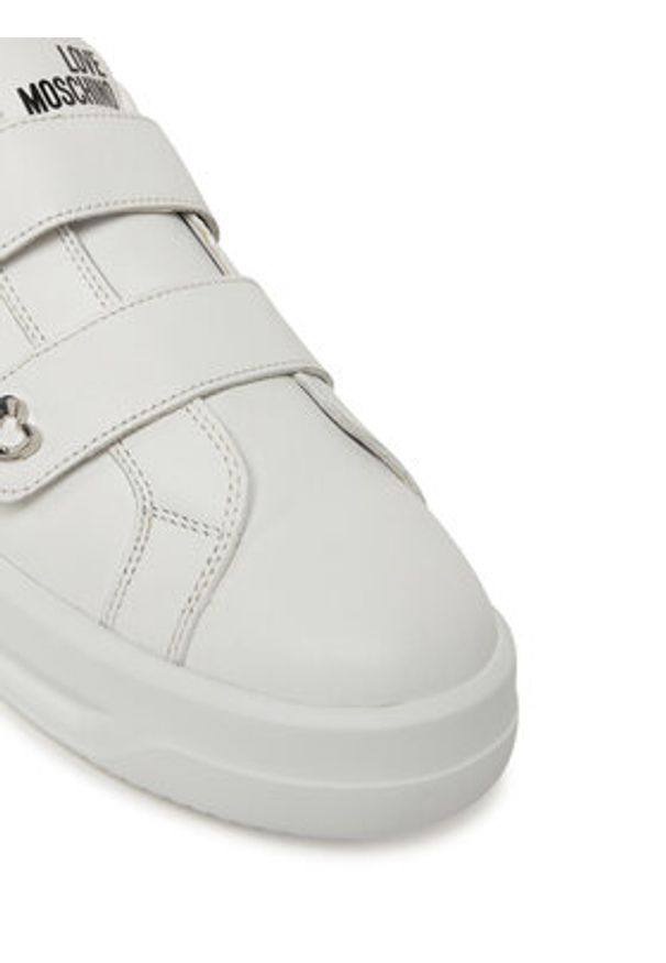Love Moschino - LOVE MOSCHINO Sneakersy JA15325G0NIA610B Biały. Kolor: biały. Materiał: skóra