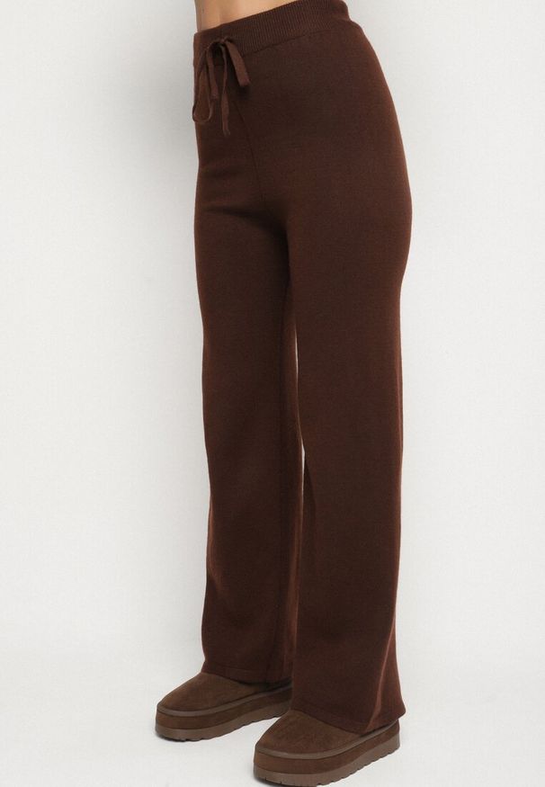 Born2be - Brązowy Komplet Dzianinowy z Wełną Bluza z Kapturem i Szerokie Spodnie Otisela. Kolor: brązowy. Materiał: dzianina, wełna