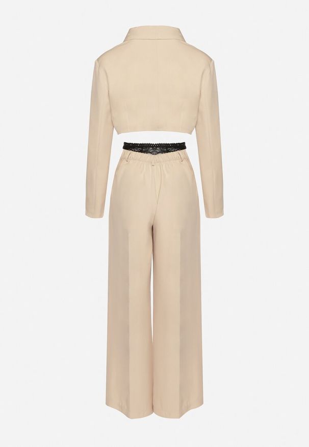 Born2be - Beżowy Komplet Krótka Marynarka z Usztywnionymi Miseczkami i Szerokie Spodnie Liozana. Kolor: beżowy. Materiał: koronka. Wzór: koronka