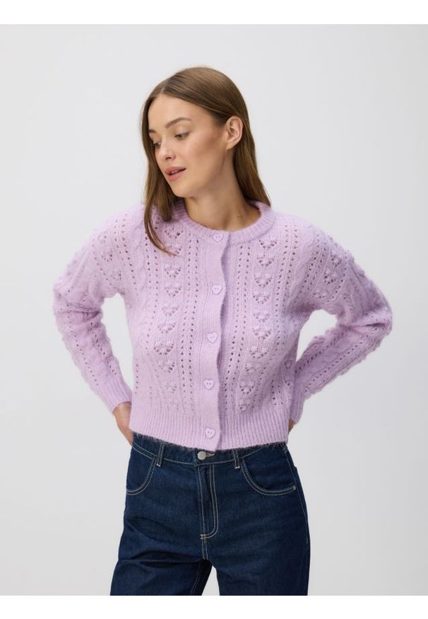 Reserved - Kardigan z ozdobnymi guzikami - lawendowy. Kolor: fioletowy. Materiał: dzianina, wełna