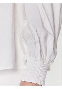Bruuns Bazaar Bluzka Harriet BBW3323 Biały Regular Fit. Kolor: biały. Materiał: wiskoza #5