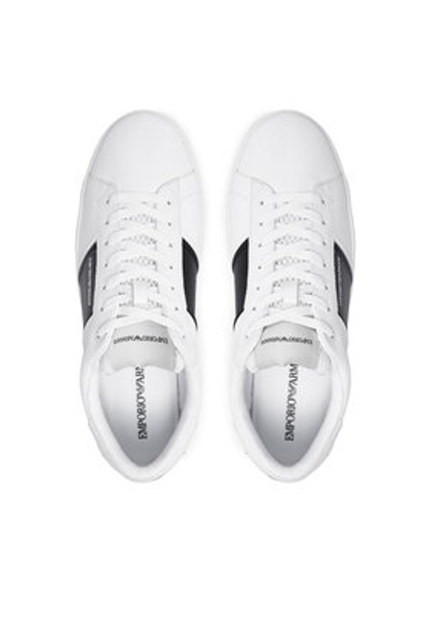 Emporio Armani Sneakersy X4X570 XN840 Biały. Kolor: biały. Materiał: skóra