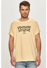 Levi's® - Levi's - T-shirt. Okazja: na co dzień, na spotkanie biznesowe. Kolor: żółty. Wzór: nadruk. Styl: biznesowy, casual