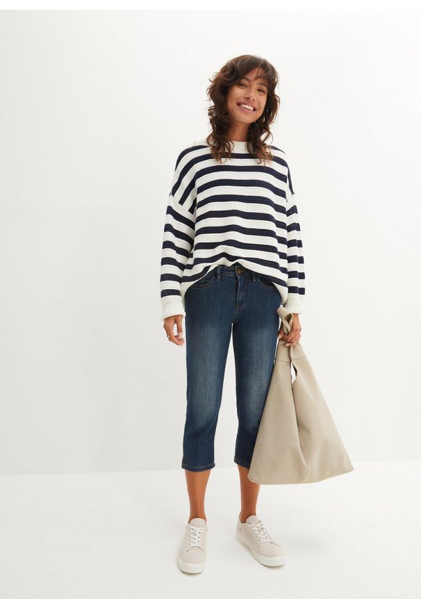 bonprix - Dżinsy Slim Fit mid waist, cropped. Kolor: niebieski