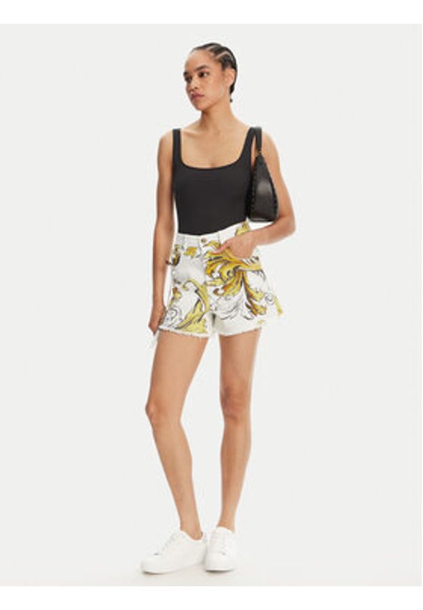 Versace Jeans Couture Szorty jeansowe 78HAD51B Biały Straight Fit. Kolor: biały. Materiał: bawełna