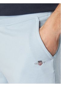 GANT - Gant Szorty sportowe 2009027 Niebieski jasny Regular Fit. Kolor: niebieski. Materiał: bawełna. Styl: sportowy #3