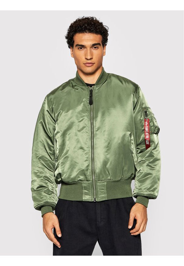 Alpha Industries Kurtka bomber Ma-1 100101 Zielony Regular Fit. Kolor: zielony. Materiał: syntetyk