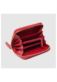 Valentino by Mario Valentino - VALENTINO Zestaw czerwony portfel damski z lusterkiem. Kolor: czerwony. Materiał: skóra