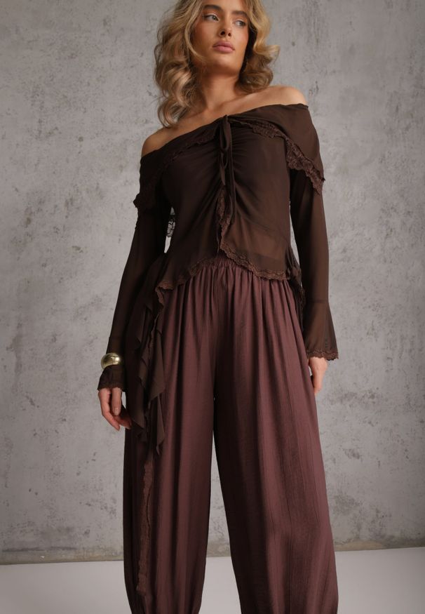 Renee - Brązowe Spodnie High Waist o Kroju Balloon Mezesha. Okazja: na co dzień. Stan: podwyższony. Kolor: brązowy. Długość: krótkie. Styl: boho, casual