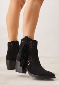 Born2be - Czarne Botki Kowbojki na Stożkowym Obcasie z Ażurowym Wzorem i Eathetina. Okazja: na co dzień. Kolor: czarny. Materiał: jeans. Wzór: ażurowy. Obcas: na obcasie. Styl: boho, casual, elegancki. Wysokość obcasa: średni #7