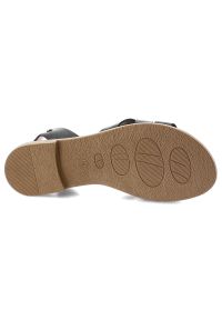 Sandały damskie Armodo, cholewka skóra naturalna płaski fason krzyżujące się paski otwarty nosek niski obcas klasyczna podeszwa, czarny, 40476. Nosek buta: otwarty. Zapięcie: pasek. Kolor: czarny. Materiał: skóra. Wzór: paski. Obcas: na obcasie. Styl: klasyczny. Wysokość obcasa: niski #4