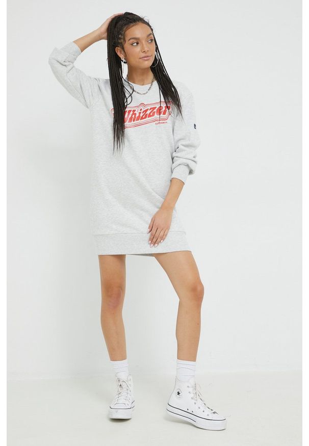 Superdry sukienka kolor szary mini prosta. Kolor: szary. Materiał: dzianina. Długość rękawa: długi rękaw. Typ sukienki: proste. Długość: mini