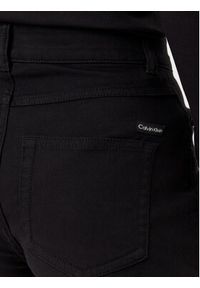 Calvin Klein Jeans Spodnie materiałowe J20J224852 Czarny Straight Fit. Kolor: czarny. Materiał: bawełna #3