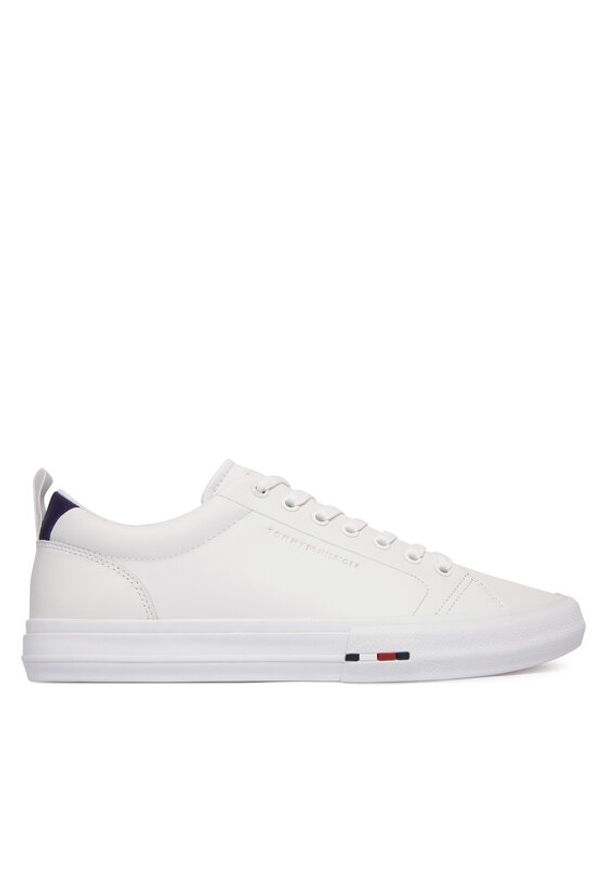 TOMMY HILFIGER - Tommy Hilfiger Sneakersy Harlem Street Lth FM0FM05708 Biały. Kolor: biały. Materiał: skóra