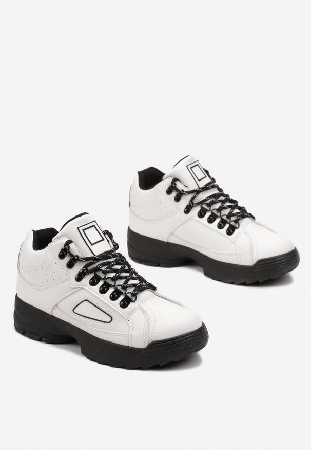 Born2be - Białe Sneakersy na Platformie Aonari. Kolor: biały. Obcas: na platformie