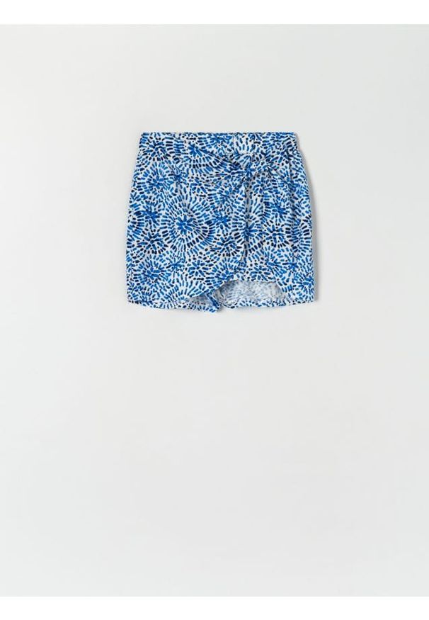 Sinsay - Szorty z wiązaniem - wielobarwny. Materiał: skóra, materiał, wiskoza