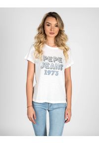 Pepe Jeans T-Shirt "Bibiana" | PL504817 | Bibiana | Kobieta | Biały. Okazja: na co dzień. Kolor: biały. Materiał: wiskoza, bawełna, poliester. Wzór: aplikacja, nadruk. Styl: casual