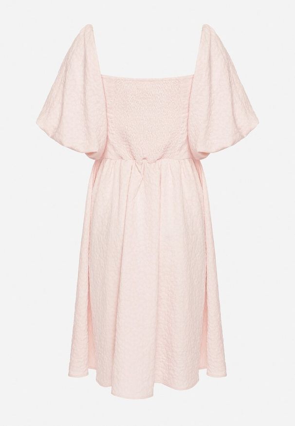 Born2be - Różowa Sukienka o Rozkloszowanym Kroju z Bufiastymi Rękawami Maradora. Okazja: na co dzień. Typ kołnierza: dekolt kwadratowy. Kolor: różowy. Styl: casual