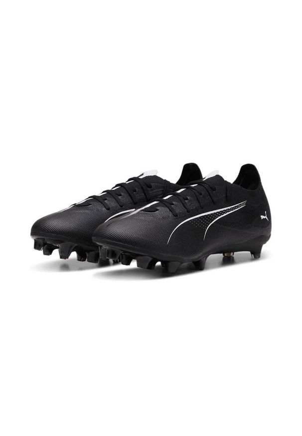 Buty piłkarskie Puma Ultra Match FG/AG. Kolor: czarny, biały, wielokolorowy. Materiał: tkanina, materiał, syntetyk. Sport: piłka nożna