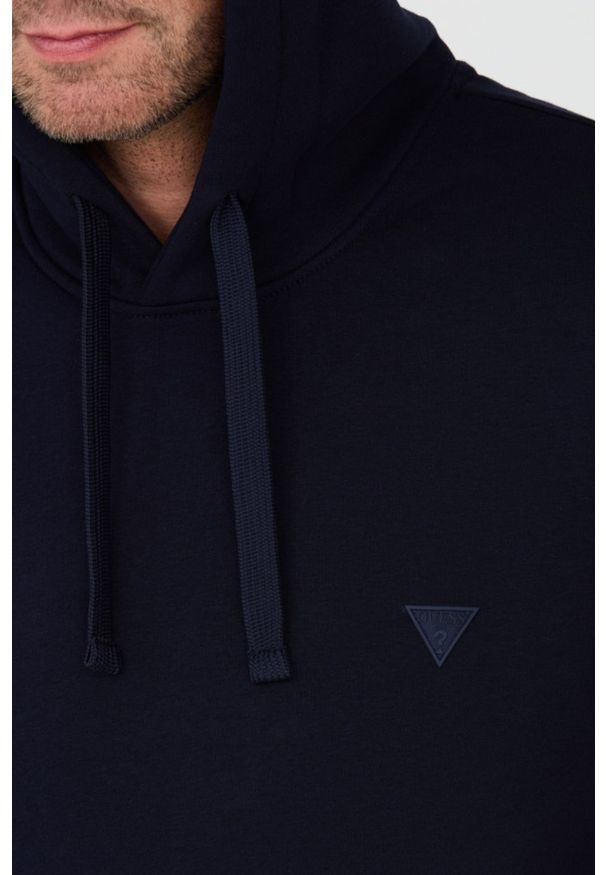 Guess - GUESS Granatowa męska bluza z kapturem, Rozmiar S. Typ kołnierza: kaptur. Kolor: niebieski