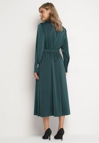 Born2be - Zielona Rozkloszowana Sukienka o Koszulowym Kroju z Imitacją Kieszeni i Gumką w Talii Rizza. Okazja: na co dzień. Kolor: zielony. Typ sukienki: koszulowe. Styl: casual, elegancki, klasyczny, wizytowy #7
