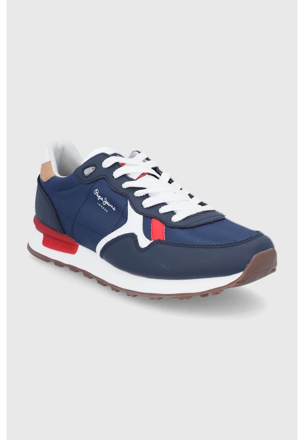 Pepe Jeans buty britt man flag kolor granatowy. Nosek buta: okrągły. Zapięcie: sznurówki. Kolor: niebieski. Materiał: guma. Obcas: na obcasie. Wysokość obcasa: niski