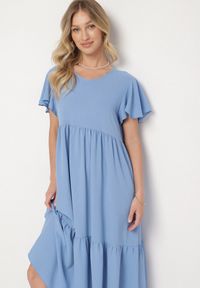 Born2be - Jasnoniebieska Sukienka o Rozkloszowanym Kroju z Wiskozą Filastia. Okazja: na co dzień. Typ kołnierza: dekolt w kształcie V. Kolor: niebieski. Materiał: wiskoza. Długość rękawa: krótki rękaw. Typ sukienki: rozkloszowane. Styl: klasyczny, casual, elegancki #3