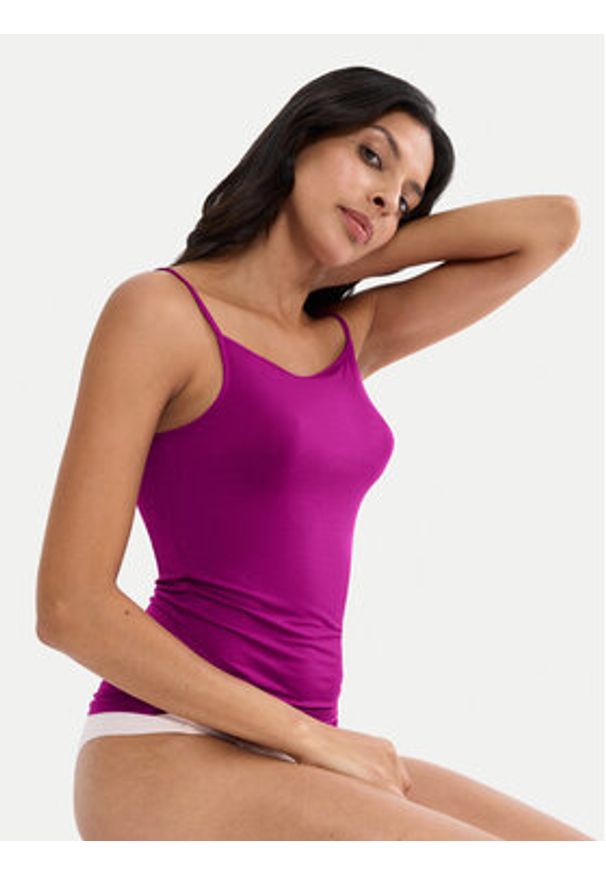 Triumph Top Beauty Layers 10227206 Różowy Slim Fit. Kolor: różowy. Materiał: wiskoza