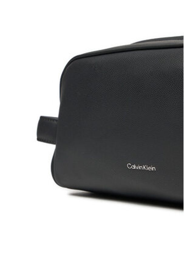 Calvin Klein Kosmetyczka Ck Must Washbag K50K512801 Czarny. Kolor: czarny. Materiał: skóra