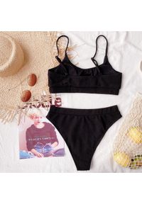 Intica - Strój kąpielowy dwuczęściowy sportowy na plażę i basen Miryam. Kolor: brązowy. Materiał: materiał #6