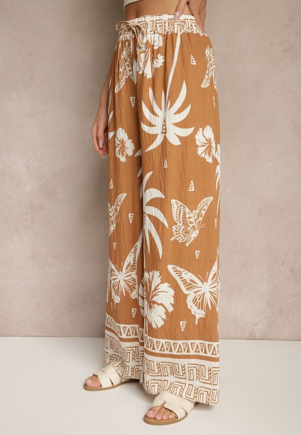 Renee - Brązowe Szerokie Spodnie z Gumką w Pasie w Stylu Boho Evirami. Kolor: brązowy. Sezon: lato. Styl: boho