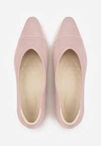 Born2be - Różowe Dzianinowe Czółenka VICES na Niskim Słupku z Miękkim Zapiętkiem i Wkładką Soft-Step Kaleana. Okazja: na spotkanie biznesowe, na co dzień. Kolor: różowy. Materiał: dzianina. Obcas: na słupku. Styl: elegancki, biznesowy, klasyczny, casual #5