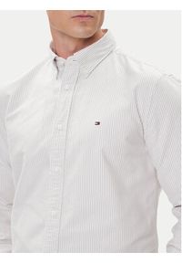 TOMMY HILFIGER - Tommy Hilfiger Koszula Heritage Oxford MW0MW36238 Beżowy Regular Fit. Kolor: beżowy. Materiał: bawełna #5