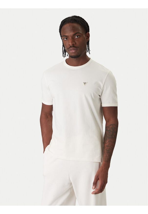Guess T-Shirt Z6RI07 J1314 Écru Regular Fit. Materiał: bawełna