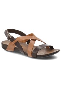 Sandały damskie Armodo, cholewka ze skóry naturalnej z krzyżującymi się paskami odkryty fason z zapięciem na kostce, brązowe, 40032. Zapięcie: pasek. Kolor: brązowy. Materiał: skóra #1