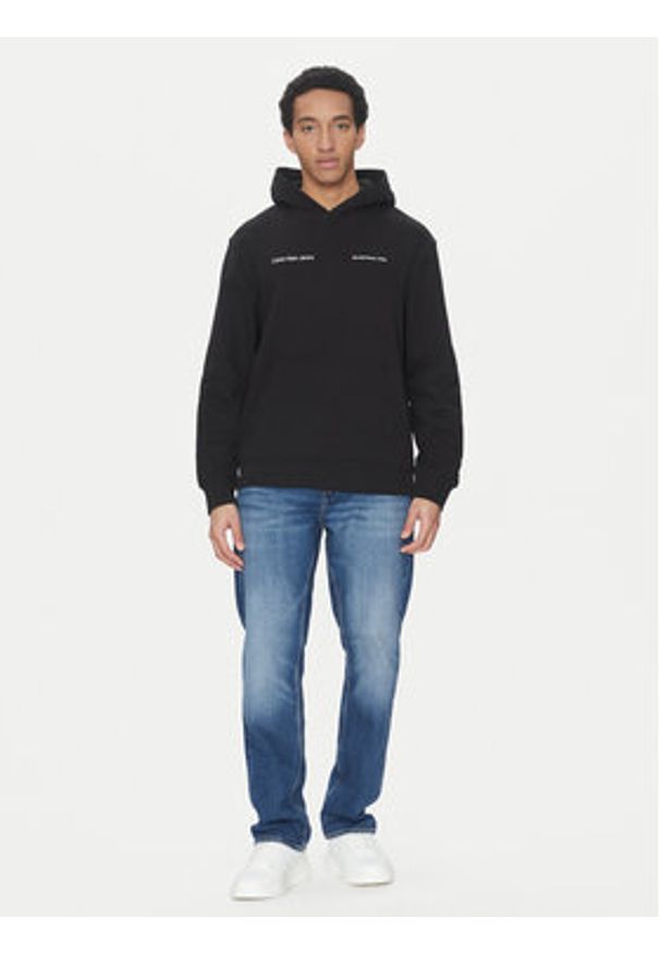 Calvin Klein Jeans Bluza Big Box Logo J30J325490 Czarny Regular Fit. Kolor: czarny. Materiał: bawełna
