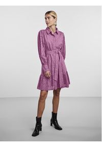 YAS Sukienka codzienna 26029394 Fioletowy Regular Fit. Okazja: na co dzień. Kolor: fioletowy. Materiał: bawełna. Typ sukienki: proste. Styl: casual #3