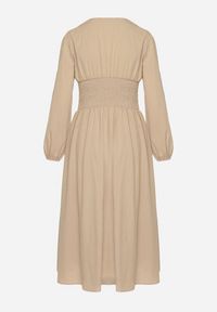 Born2be - Beżowa Sukienka z Wiskozą z Gorsetową Talią i Bufiastymi Rękawami Aniste. Okazja: na co dzień. Typ kołnierza: dekolt gorset. Kolor: beżowy. Materiał: wiskoza. Typ sukienki: gorsetowe. Styl: casual, elegancki, sportowy, wizytowy #4